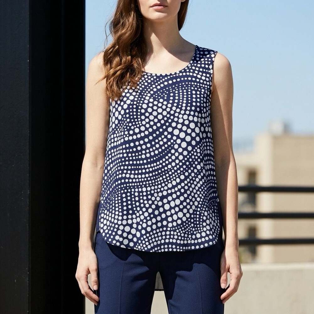 B.L.E.U. Polka Dot Sleeveless Tank Top Size Medium item 245
